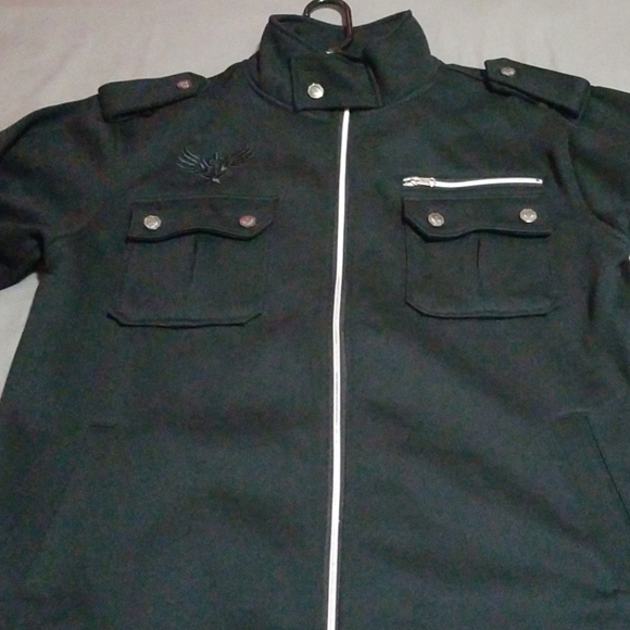 Jacket - Picture 2 of 3